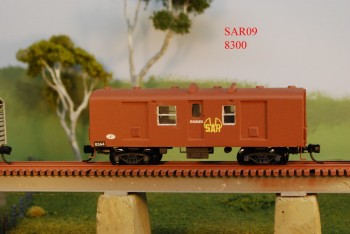 SAR8300